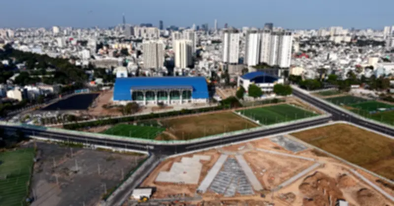 Người dân TP.HCM phấn khởi trước diện mạo mới của Trường Đua Phú Thọ