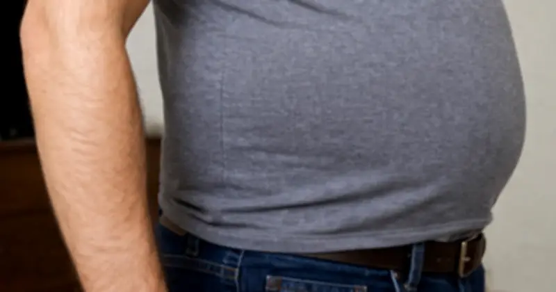 Người gầy vẫn tích mỡ bụng: Nguyên nhân từ di truyền đến lối sống