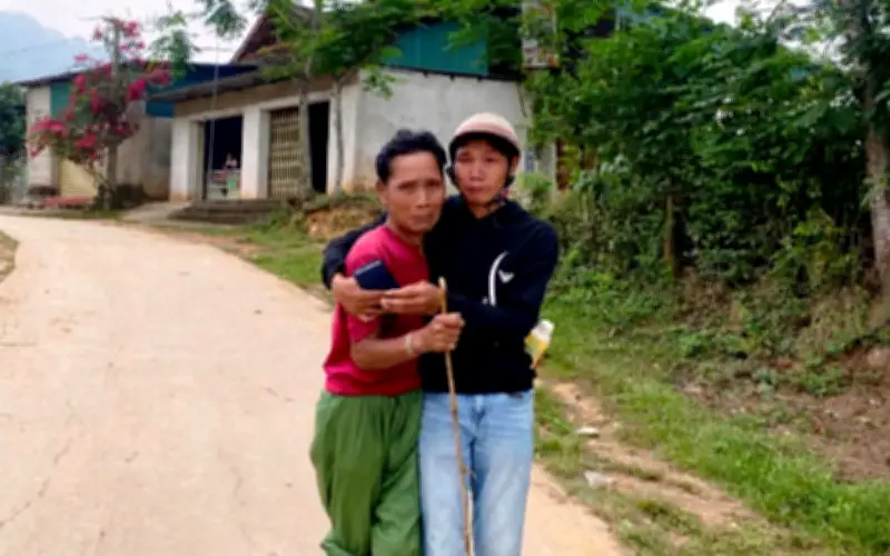 Người đàn ông Nghệ An đi lạc hơn 30km sau mổ ruột thừa được tìm thấy an toàn