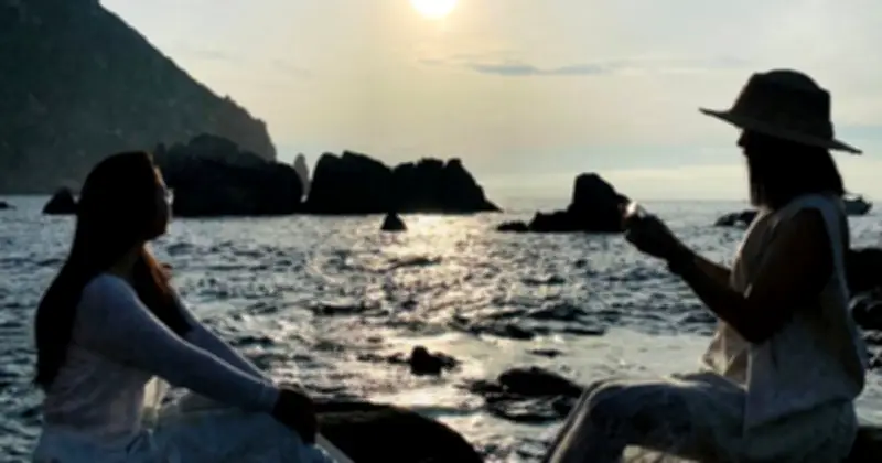 Người trẻ chọn 'nghỉ hưu ngắn hạn' để tái tạo năng lượng sống