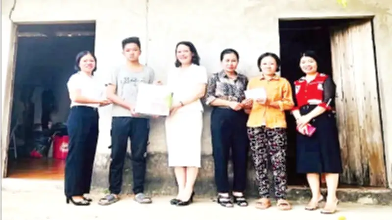 Ngôi trường vùng cao nơi thầy cô làm cha mẹ, cưu mang học trò nghèo