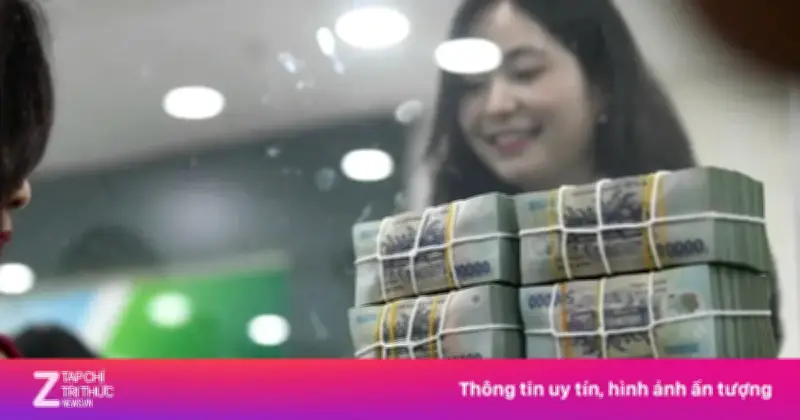 Ngân hàng Nhà nước bơm tiền mạnh tay để đối phó với áp lực thanh khoản gia tăng