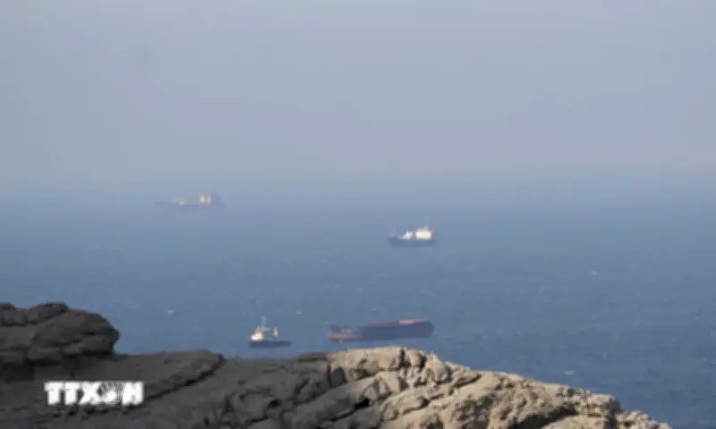 Nguy cơ tê liệt kéo dài trên biển Hormuz do xung đột leo thang