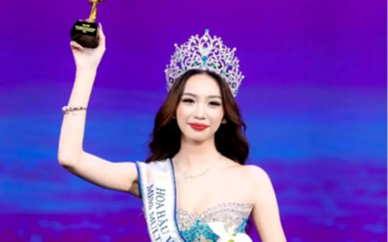 Nguyễn Trần Hà Linh Đăng Quang Hoa Hậu Văn Hóa Việt Nam 2026 Tại Chung Kết Hà Nội