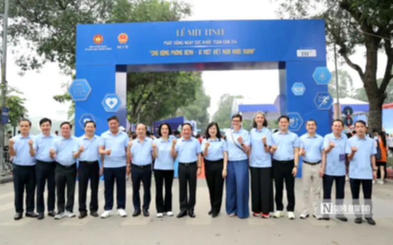 Ngày Sức khỏe Toàn dân 7/4: Đột phá từ chữa bệnh sang phòng bệnh chủ động