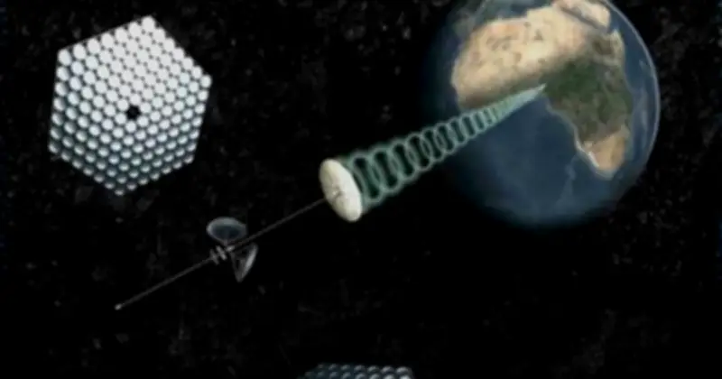 Nhà khoa học Trung Quốc tiết lộ ứng dụng quân sự từ năng lượng mặt trời không gian