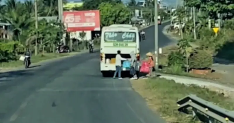 Nhà xe Duy Quý - Thảo Châu hoạt động không phép gây bức xúc tại Vĩnh Long