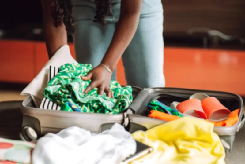 Những Món Đồ Cấm Kỵ Mang Theo Khi Du Lịch Châu Âu: Tránh Rắc Rối