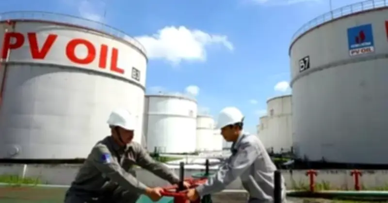 Nhập khẩu xăng dầu tăng mạnh, giá dầu thế giới leo thang tác động trực tiếp