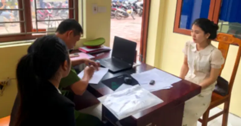 Nhặt được gần 50 triệu đồng chuyển nhầm, người phụ nữ Bắc Ninh trình báo công an