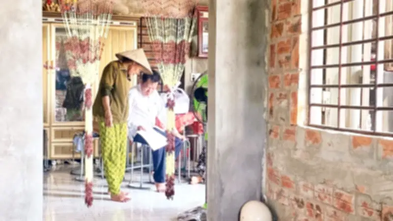 Niềm vui trọn vẹn: Hàng chục hộ dân Huế nhận sổ đỏ sau hành trình 30 năm