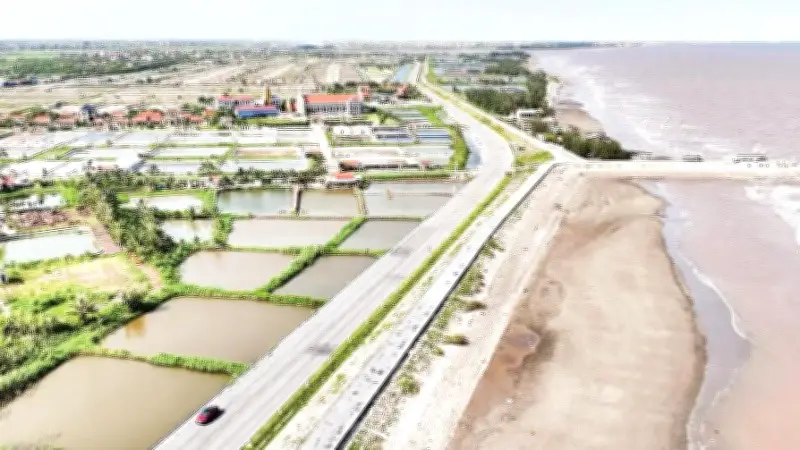 Ninh Bình đẩy mạnh chiến lược kinh tế biển, hướng tới đóng góp hơn 20% GRDP vào năm 2030