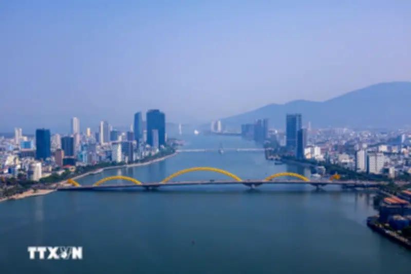 Đà Nẵng Chiêm Ngưỡng Nhịp Cầu Thời Gian Trên Sông Hàn
