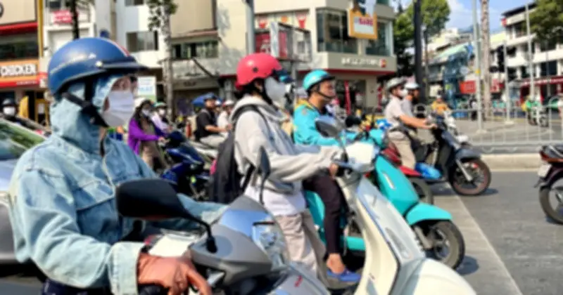 Nắng nóng 40°C khiến người trẻ dễ cáu gắt, mất kiên nhẫn