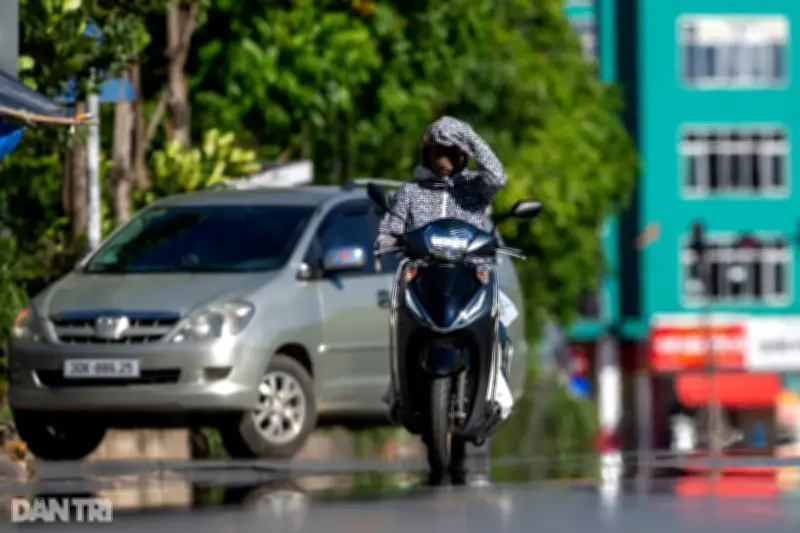 Nắng nóng gay gắt bao trùm ba miền, nhiều nơi vượt ngưỡng 39 độ C