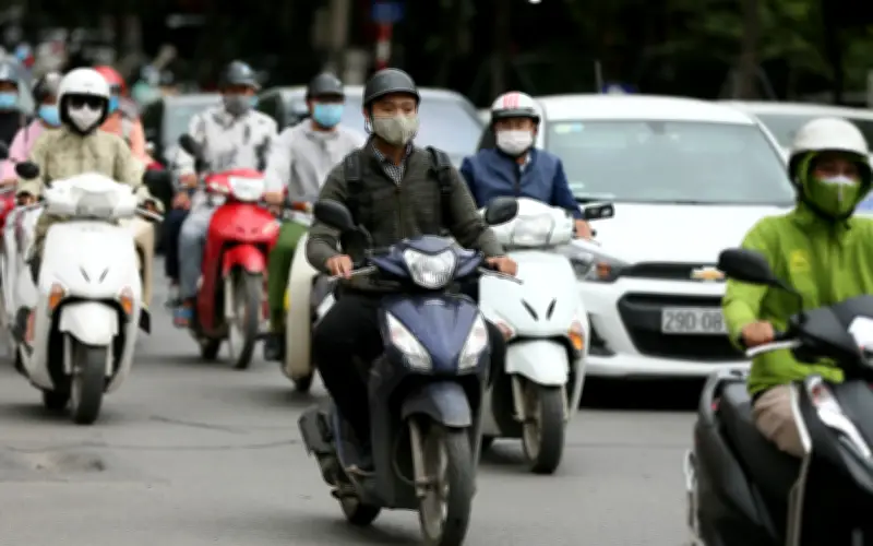 Nắng nóng gay gắt bao trùm Bắc Bộ và Trung Bộ, nhiệt độ lên đến 39 độ C