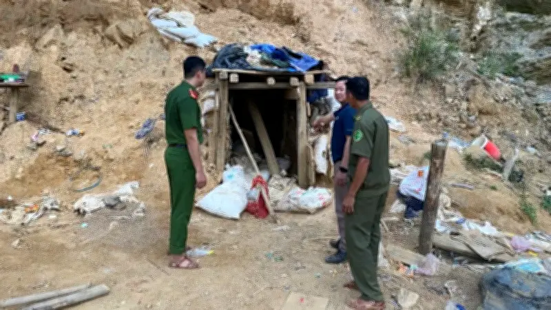 Đà Nẵng Triệt Phá Ổ Khai Thác Vàng Trái Phép, Bắt Giữ 4 Đối Tượng