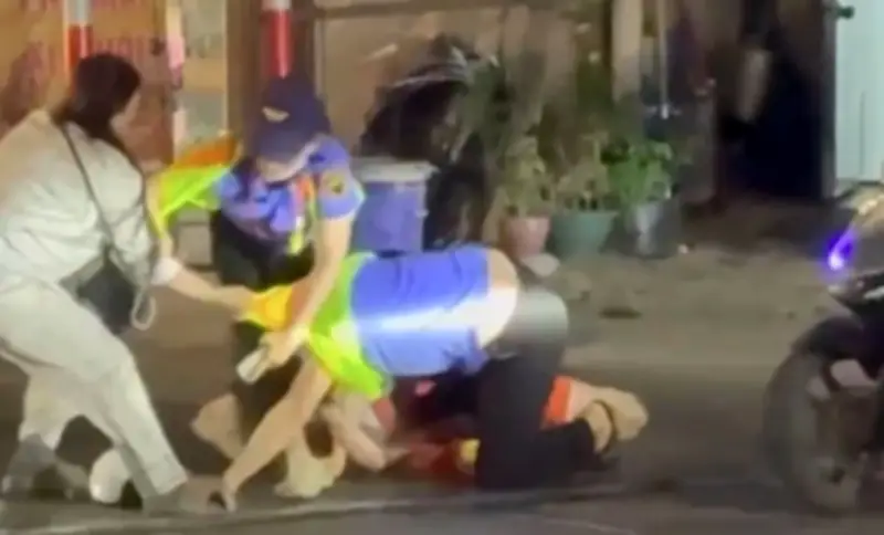 Đà Nẵng xác minh vụ hai nữ nhân viên gác chắn đường sắt bị hành hung