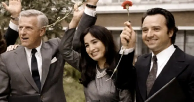 NSND Trà Giang: Nhan sắc đỉnh cao trong ảnh hiếm 53 năm trước