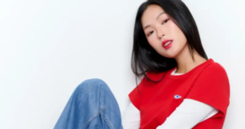 Áo thun và quần jeans: Cặp đôi thời trang bất hủ cho mọi phong cách