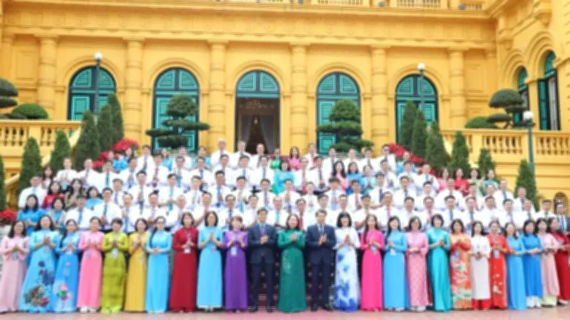 Phó Chủ tịch nước gặp mặt 101 Chủ tịch công đoàn cơ sở xuất sắc