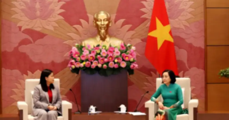 Phó Chủ tịch Quốc hội Nguyễn Thị Thanh tiếp Đoàn Hội đồng Giao lưu chính trị Úc