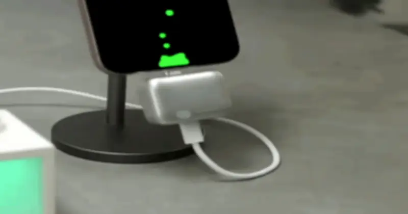 Phụ kiện tự rút sạc độc lạ có thật, sạc nhanh 140W, giá hơn 500.000đ tại Việt Nam