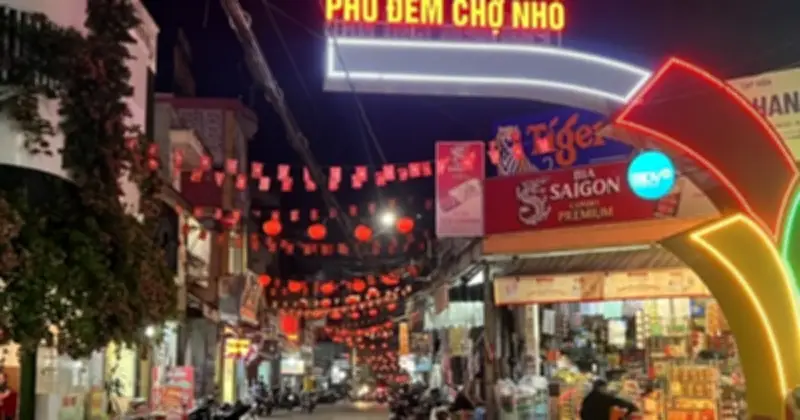 Phố Đêm Chợ Nhỏ Pleiku: Kỳ Vọng Lớn, Thực Tế Thưa Vắng Sau Thời Gian Ngắn