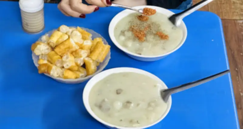 Phụ nữ ăn cháo mỗi ngày suốt tháng, kết quả khám sức khỏe gây bất ngờ