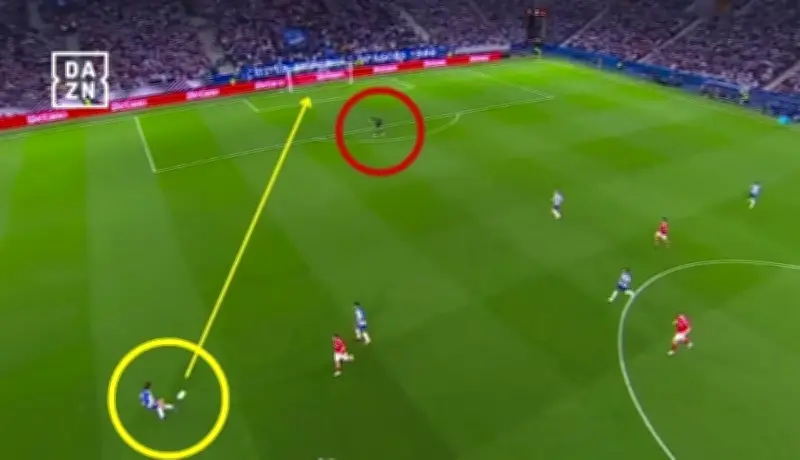 Phá Phân Lưới Nhà Không Tường Tựu Khoảng Cách Gần 40m Tại TP.HCM