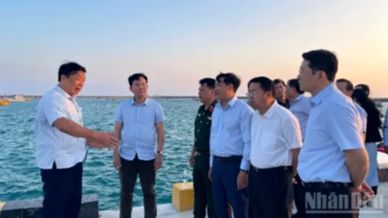 Phú Quý Quý I/2026: Du lịch bùng nổ nhưng hạ tầng 'quá tải', nguồn nước suy kiệt