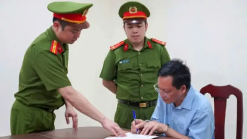 Phú Thọ: Bắt giữ Giám đốc, Hiệu trưởng vì chiếm đoạt tiền hỗ trợ người yếu thế