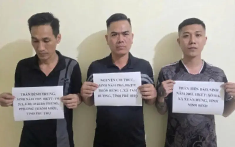 Phú Thọ: Khởi tố 3 đối tượng bắt giữ, cướp tài sản nhân viên karaoke