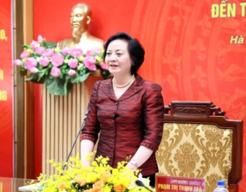 Phó Thủ tướng Hồ Quốc Dũng chỉ đạo cắt giảm thủ tục hành chính và phân cấp quyền lực