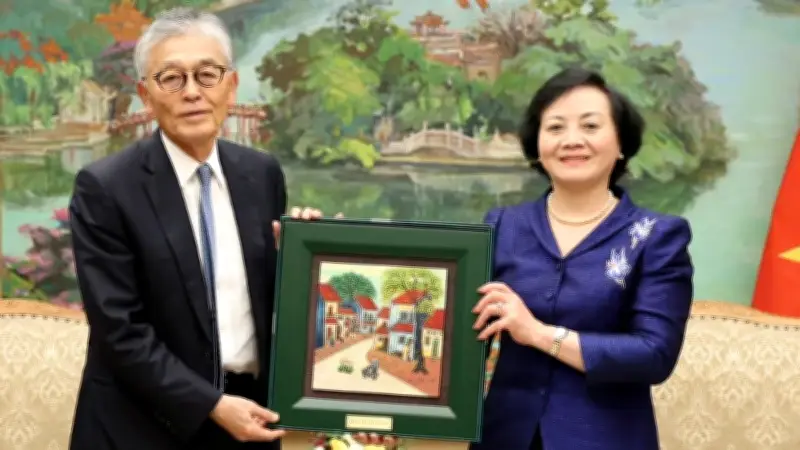 Phó Thủ tướng Hồ Quốc Dũng chỉ đạo quyết liệt chống khai thác IUU