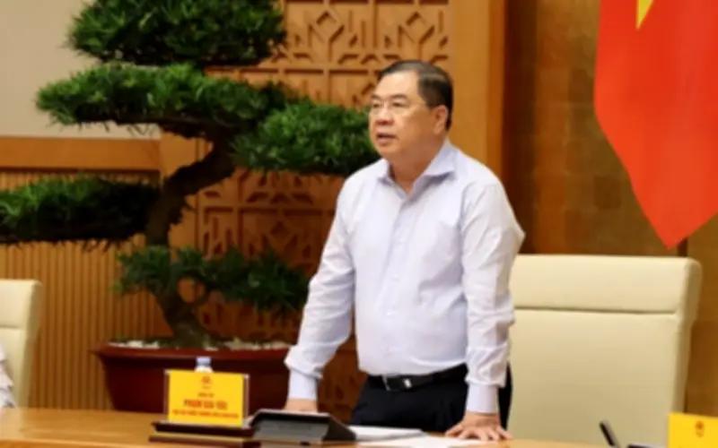 Phó Thủ tướng yêu cầu đẩy nhanh tiến độ chuẩn bị APEC 2027 và phát triển đường sắt