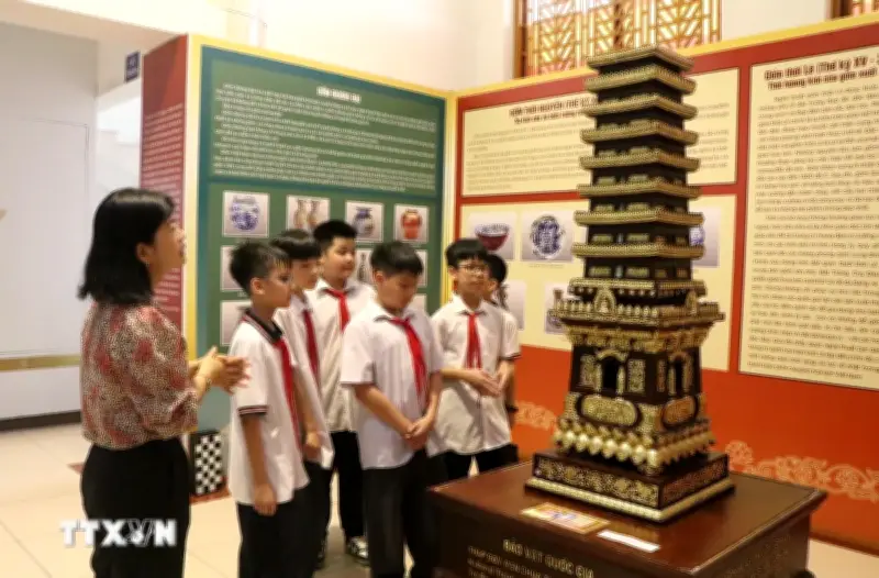 Phú Thọ trưng bày hơn 500 hiện vật quý về thời đại Hùng Vương