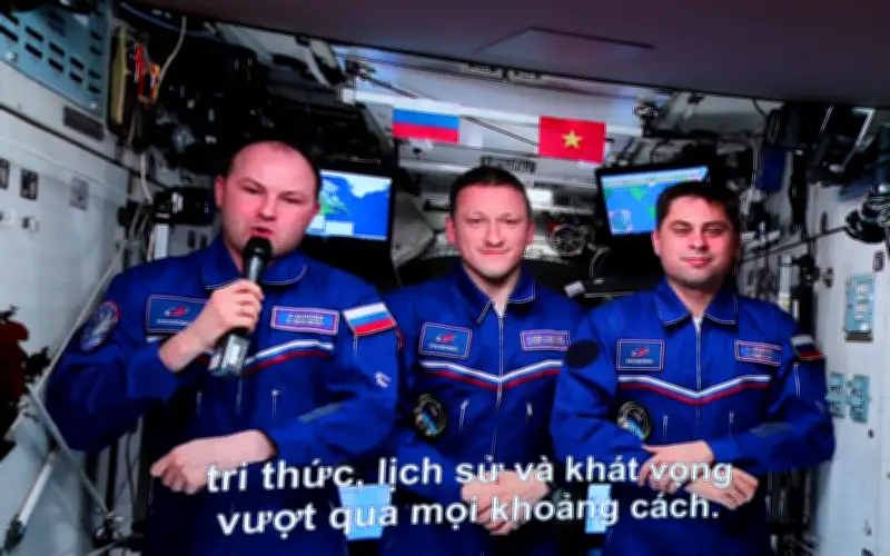 Phi Hành Gia Nga Từ ISS Gửi Lời Chúc Đặc Biệt Đến Hà Nội Trong Triển Lãm Vũ Trụ
