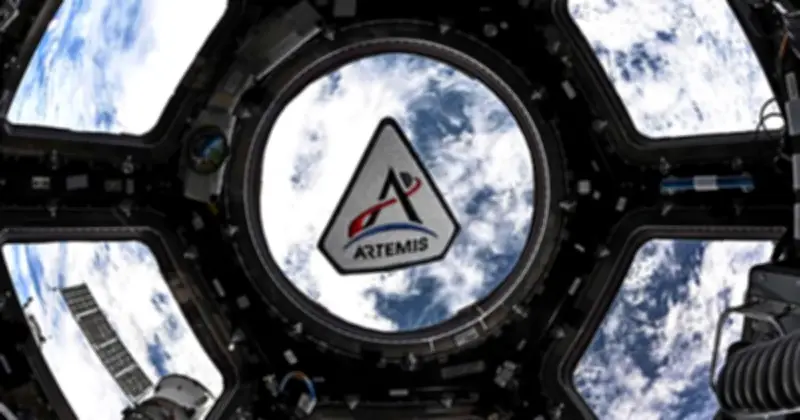 Phi thuyền Orion rời quỹ đạo Trái Đất, mở ra kỷ nguyên mới cho thám hiểm Mặt Trăng