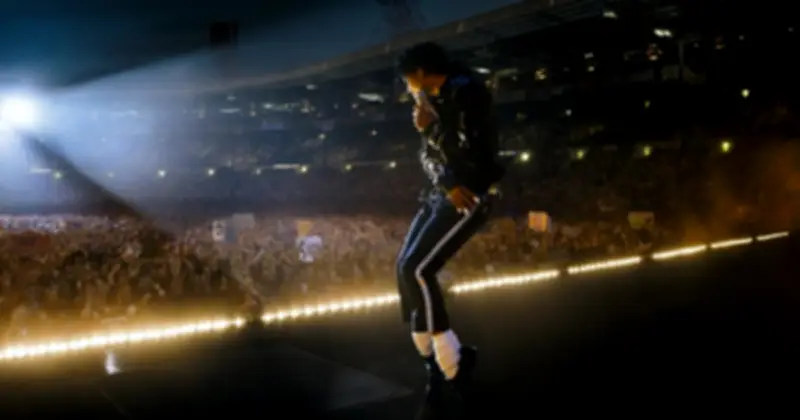 Phim Michael Jackson đạt 217 triệu USD toàn cầu, doanh thu Việt khiêm tốn