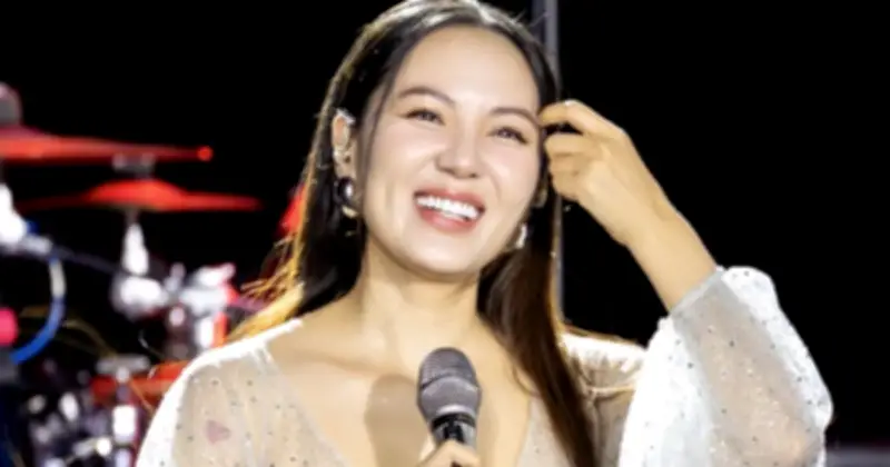 Phương Linh phủ nhận là 'giảng viên thanh nhạc' của Hòa Minzy, thẳng thắn chia sẻ sự thật