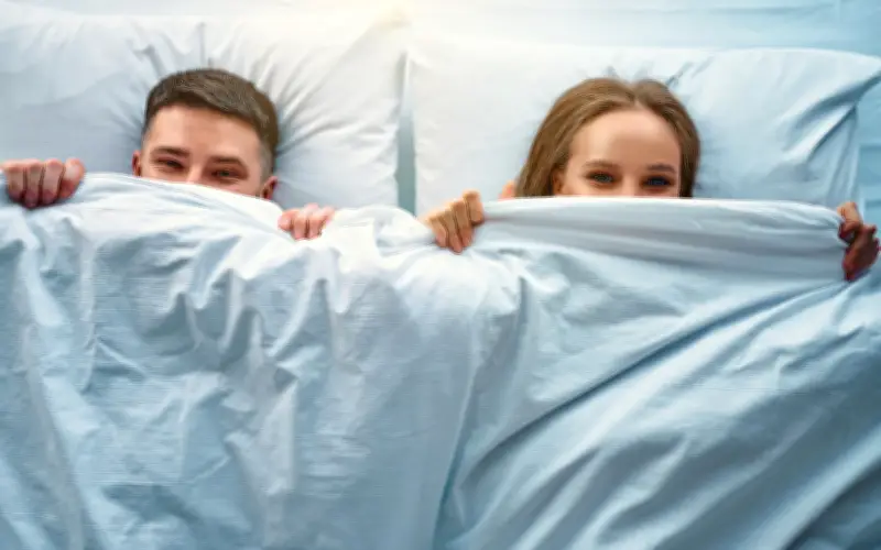 Phong thế ngủ người lạnh: Nguyên nhân và giải pháp cho phụ nữ