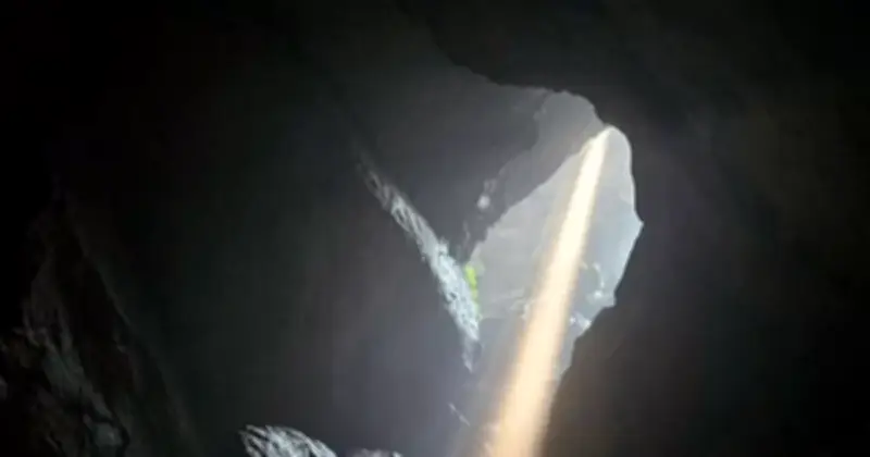 Phát hiện 26 hang động mới tại Phong Nha - Kẻ Bàng, có thác nước cao 300m