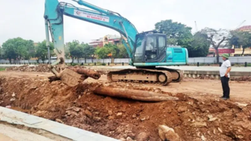 Phát hiện ba cọc gỗ cổ ở sông Vân, Ninh Bình, có thể liên quan đến nhà Trần