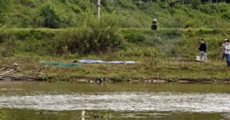 Phát hiện thi thể nam giới nổi trên sông Tích