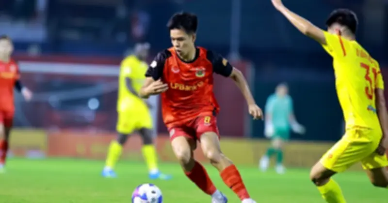 PVF-CAND Bỏ Lỡ Cơ Hội, Ninh Bình Thắng Đậm 3-0 Tại V-League 2025-2026