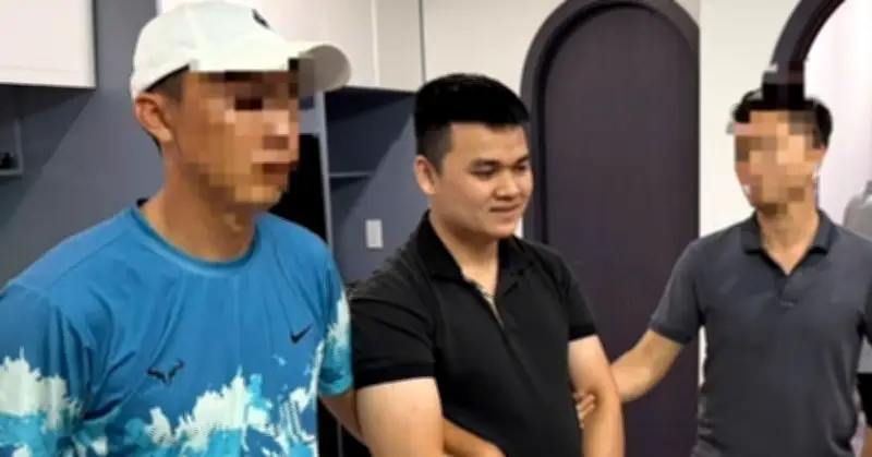 Quá trình tóm gọn trùm ma túy khi đang ở cùng vợ