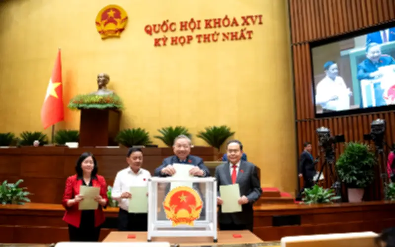 Quốc hội khóa XVI bầu Chủ tịch nước và Thủ tướng Chính phủ trong ngày làm việc quan trọng