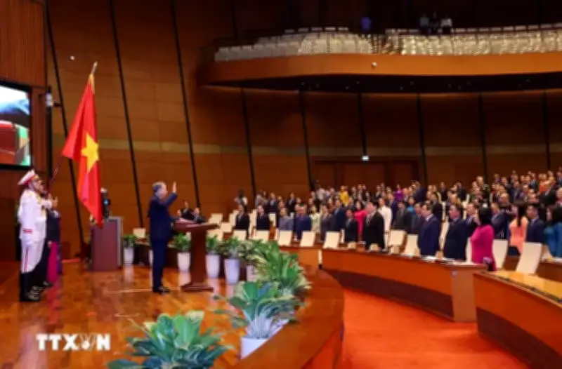 Quốc hội khóa XVI hoàn thành xuất sắc đợt 1, kiện toàn bộ máy và thông qua loạt luật quan trọng