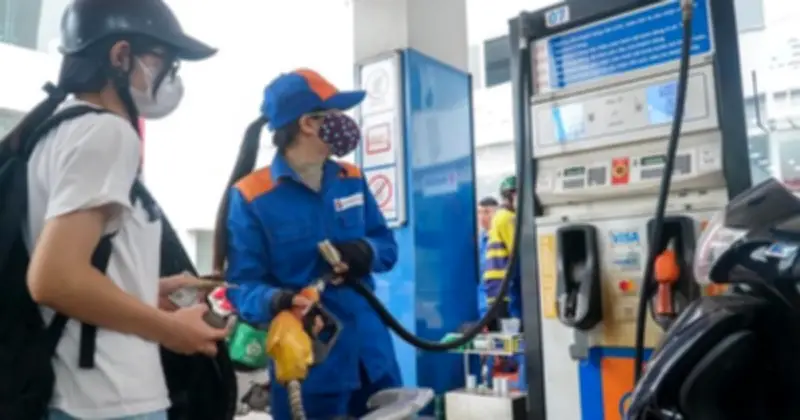 Quốc Hội Thông Qua Nghị Quyết Miễn Thuế Nhiên Liệu Từ 16/4 Đến 30/6/2026